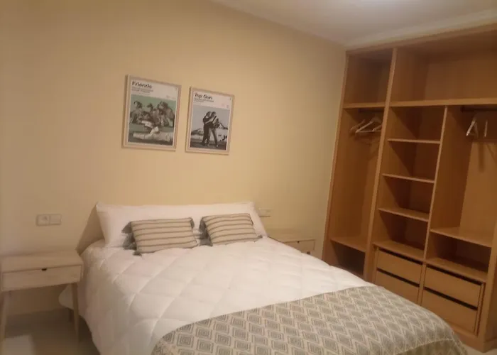 Mon